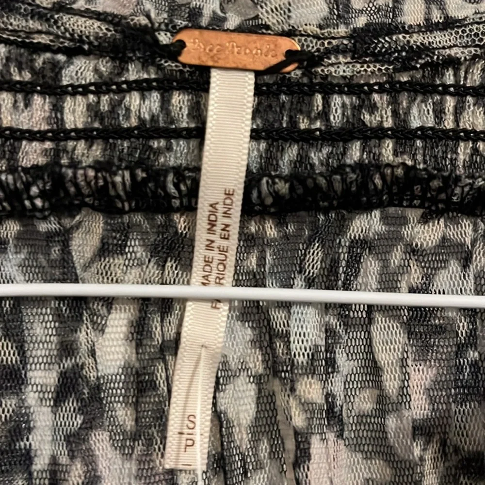 Free People Beatrice Floral Top - Picture 7 of 7